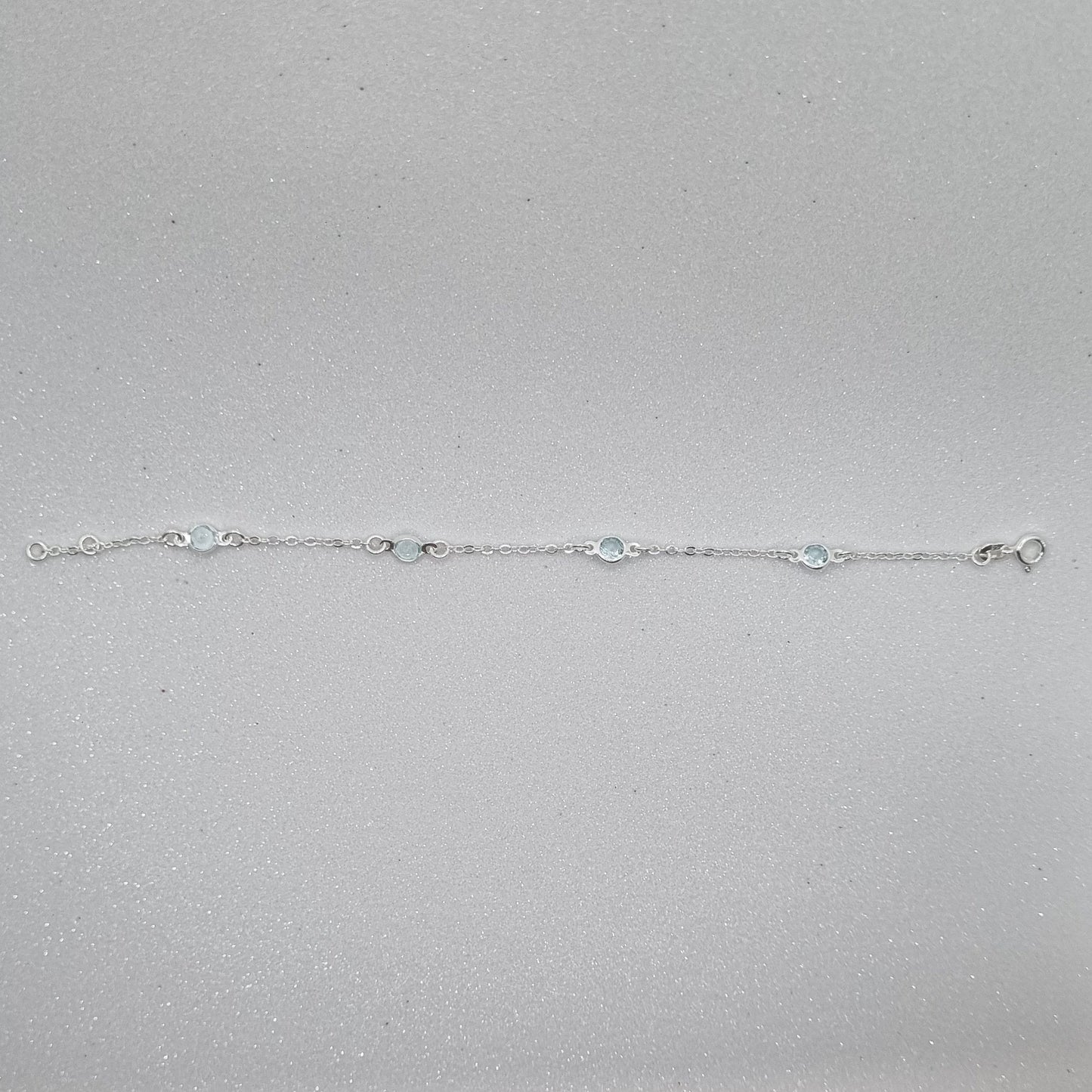 Pulseira Swarovski Círculo Azul Claro