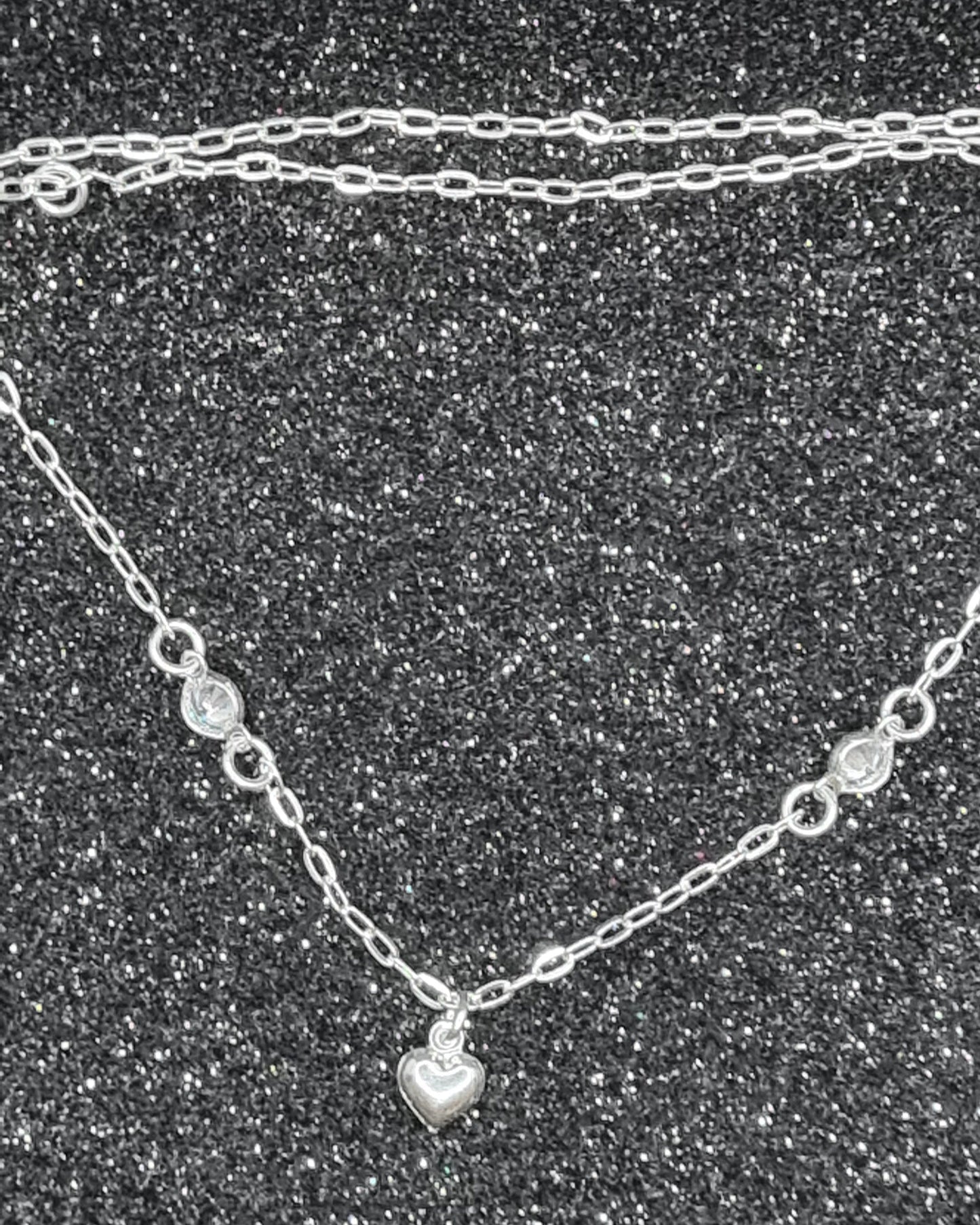 Colar Choker Coração Maciço com Swarovski