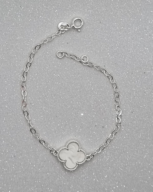 Clover Mother of Pearl Bracelet